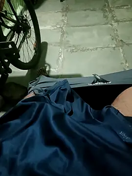 samlord261 online show from April 2026 04:01:01 PM