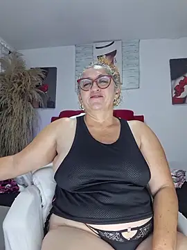 evelin hott online show from February 2026 03:26:01 AM