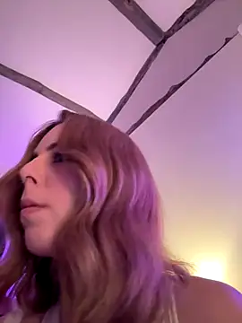 Snapshot of Mia_Railey chatting on December 2025 10:15:01 PM Mia Railey online show from December 2025 10:15:01 PM