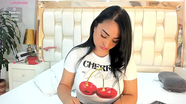 Snapshot of alana-then chatting on March 2025 02:18:02 PM alana-then online show from March 2025 02:18:02 PM