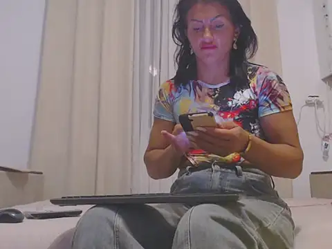 QueenMuscles online show from May 2026 09:54:02 PM