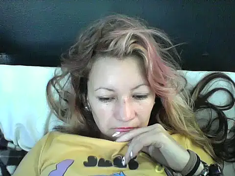 Snapshot of Paulita_x3 chatting on January 2025 11:56:02 AM Paulita x3 online show from January 2025 11:56:02 AM