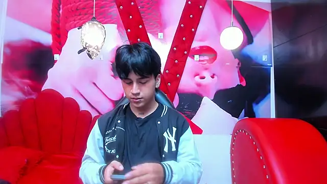 alex 477 online show from October 2025 11:28:02 AM