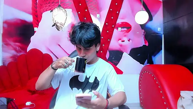 alex 477 online show from October 2025 11:21:02 AM