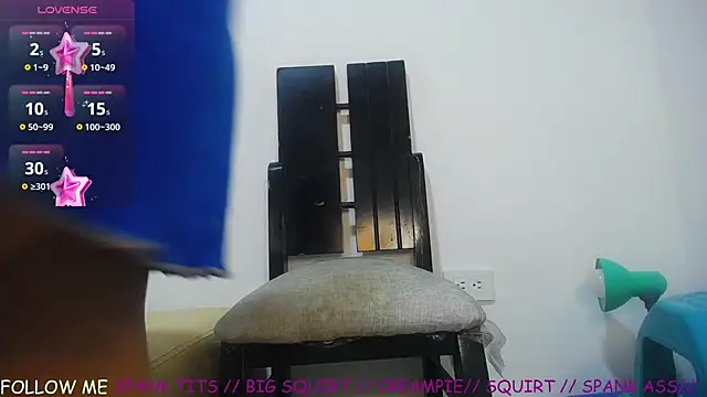 Snapshot of vegalaura__ chatting on June 2026 11:49:01 PM vegalaura online show from June 2026 11:49:01 PM