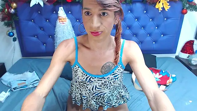 Snapshot of kiwii_nasty chatting on December 2024 10:16:02 PM kiwii nasty online show from December 2024 10:16:02 PM