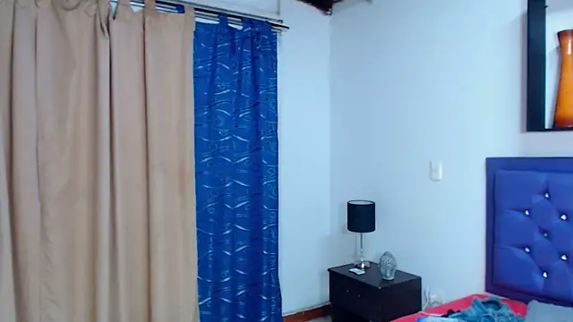 Snapshot of kiwii_nasty chatting on March 2025 03:53:02 AM kiwii nasty online show from March 2025 03:53:02 AM