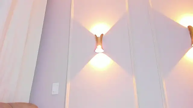 Lia walton online show from February 2025 12:09:02 PM