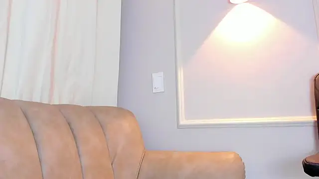 Lia walton online show from March 2025 12:02:02 PM