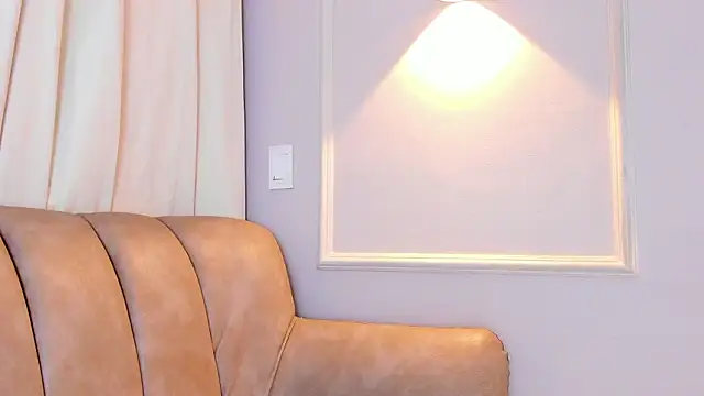 Lia walton online show from February 2026 12:17:02 PM