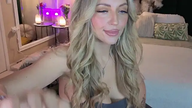 JoanneGG online show from February 2026 08:02:01 AM