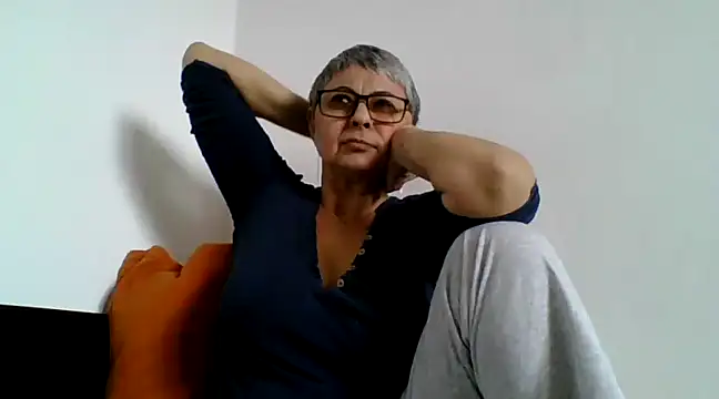 roseblak42 online show from March 2025 08:58:02 AM