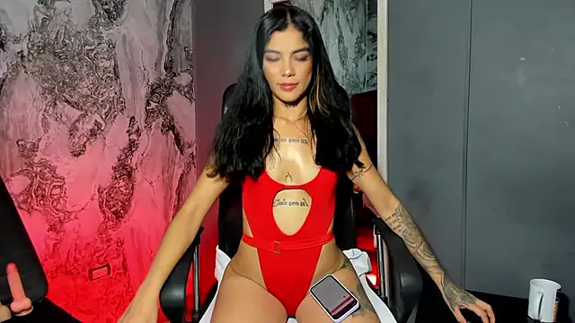Trinna harperr online show from March 2025 06:05:02 PM