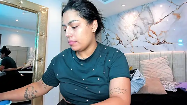 kiana cream online show from February 2026 10:29:01 AM