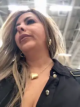  Abril-Office1 online show from November 2025 03:56:02 PM