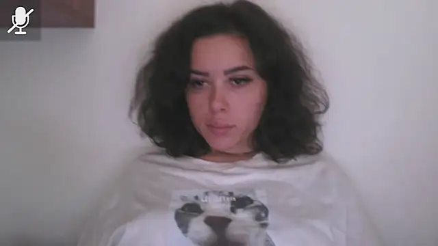 LovelyJulliette online show from November 2025 10:57:02 AM