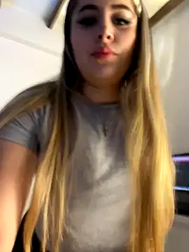 natashasweet online show from September 2025 02:03:02 AM