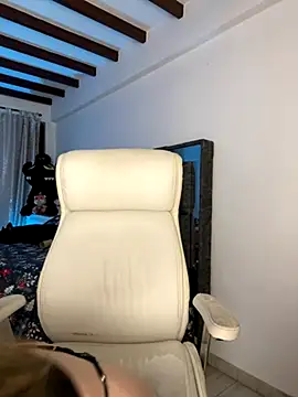 natashasweet online show from October 2025 03:54:02 AM