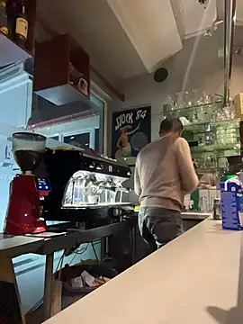 Adventurehotman online show from November 2025 08:19:02 PM