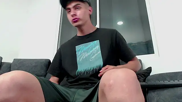 Stiven CL online show from September 2025 01:50:01 AM