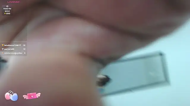 yosselin23 online show from February 2025 11:57:01 PM