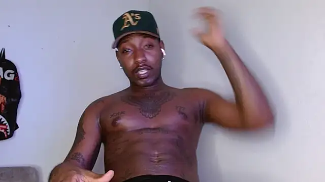 Snapshot of king__Black chatting on December 2025 01:22:02 AM king Black online show from December 2025 01:22:02 AM