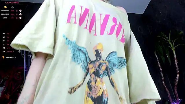 little grinch666 online show from January 2025 08:59:02 PM