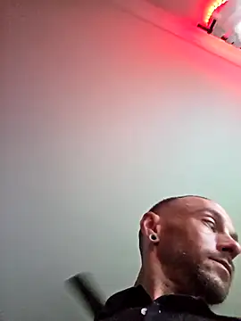 Snapshot of Twin2222 chatting on November 2025 10:37:01 PM Twin2222 online show from November 2025 10:37:01 PM