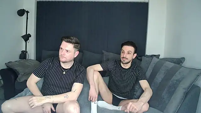 Snapshot of twotwinkhusbandss chatting on March 2025 07:13:02 PM twotwinkhusbandss online show from March 2025 07:13:02 PM