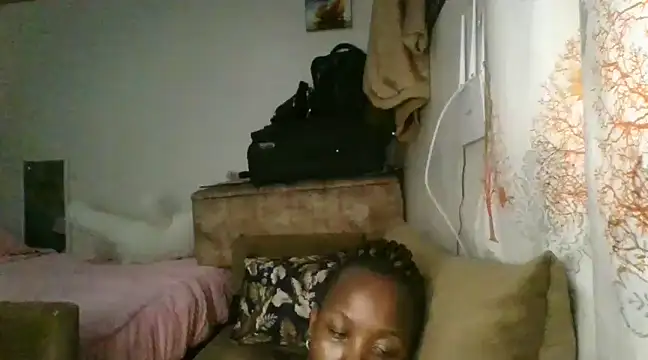 Snapshot of Sonnia_ chatting on December 2024 07:48:02 PM Sonnia online show from December 2024 07:48:02 PM