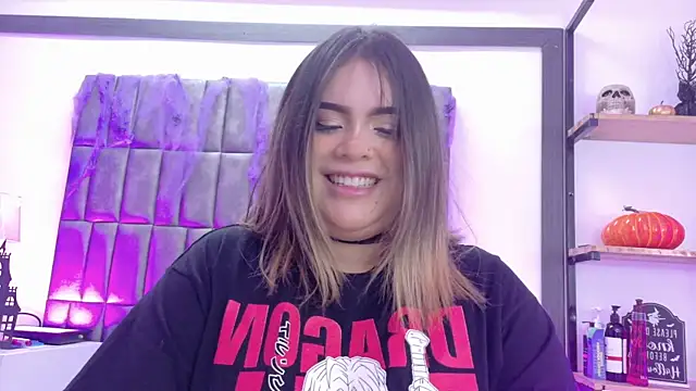 Snapshot of MeryStone chatting on October 2025 04:58:01 AM MeryStone online show from October 2025 04:58:01 AM