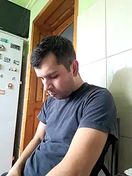 hornny1995 online show from February 2025 01:33:01 PM