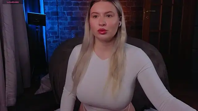 helen frogg online show from November 2025 08:48:02 AM