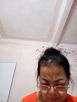 Hotestlove online show from October 2025 11:31:02 PM