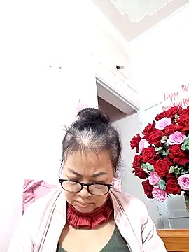 Hotestlove online show from February 2026 01:48:02 AM