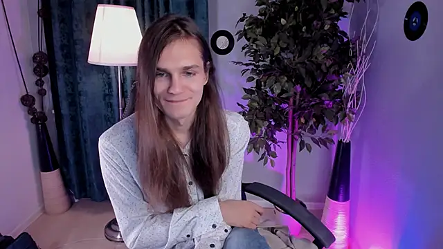 Will Will  online show from February 2026 09:52:01 PM