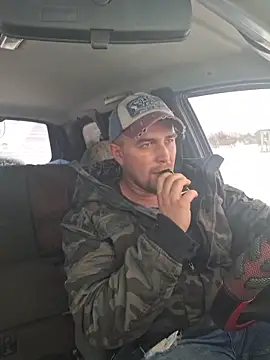 Snapshot of Foxyshaved chatting on November 2025 10:04:02 AM Foxyshaved online show from November 2025 10:04:02 AM