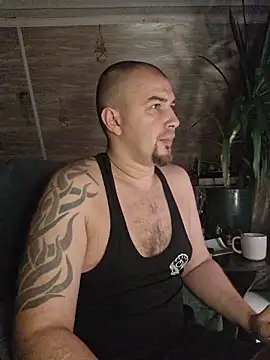 Snapshot of Foxyshaved chatting on November 2025 01:16:02 AM Foxyshaved online show from November 2025 01:16:02 AM