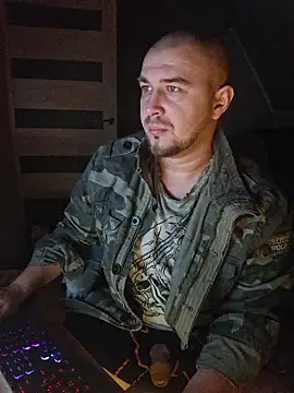 Foxyshaved online show from January 2026 05:11:02 AM