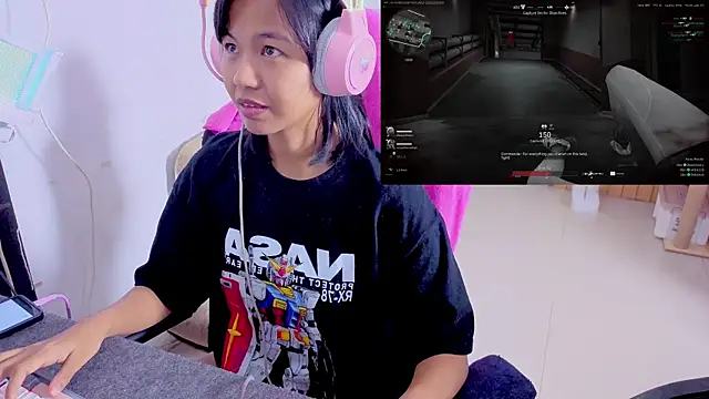 Kana G online show from October 2025 08:07:01 PM