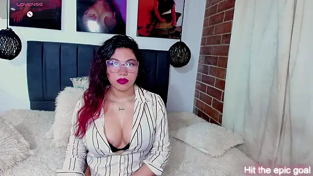 kyliejenner hot online show from June 2026 04:28:02 AM