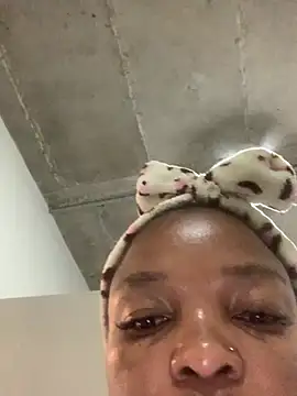 slimcateee online show from February 2026 07:51:01 AM