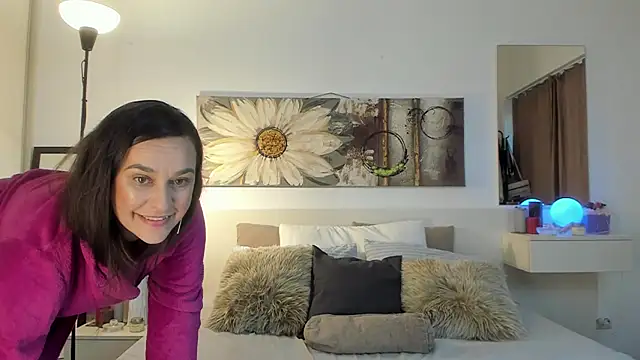 Snapshot of JoyCasidy chatting on October 2025 01:41:02 PM JoyCasidy online show from October 2025 01:41:02 PM