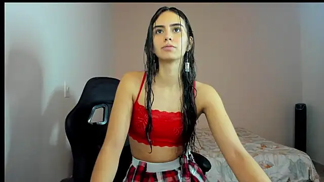 nina pons online show from February 2026 09:44:02 PM