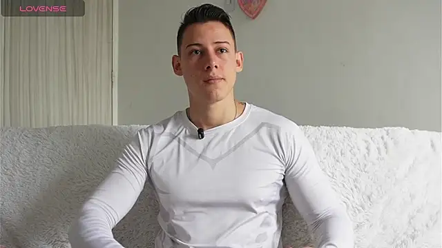 Muscle King Cum online show from March 2026 03:01:01 PM