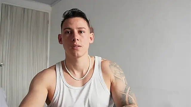 Muscle King Cum online show from April 2026 02:53:02 PM