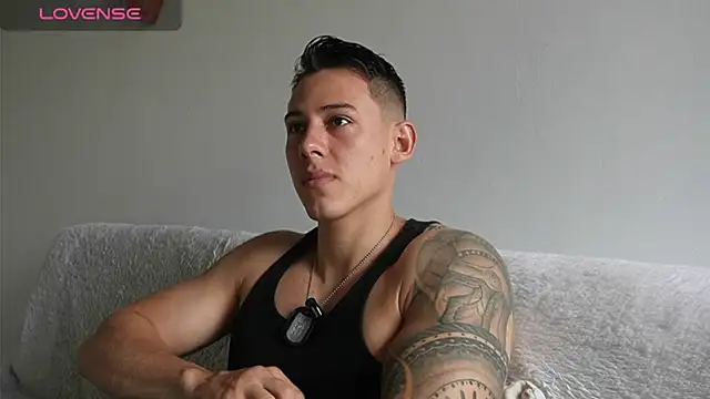 Muscle King Cum online show from July 2026 01:40:01 PM