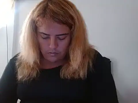 Snapshot of KIARAMARSHALLWELLZ chatting on February 2025 03:31:02 PM KIARAMARSHALLWELLZ online show from February 2025 03:31:02 PM