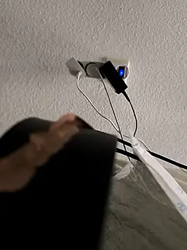 Snapshot of parejamlga58 chatting on November 2025 03:00:01 PM parejamlga58 online show from November 2025 03:00:01 PM