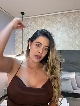 Emilia Bakerr online show from February 2026 06:40:02 PM